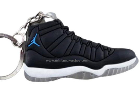 Flat Silicon Sneaker Keychain Jordan 11 - Space Jam