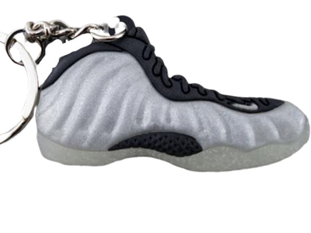 Flat Silicon Sneaker Keychain Foamposite 1 - Silver