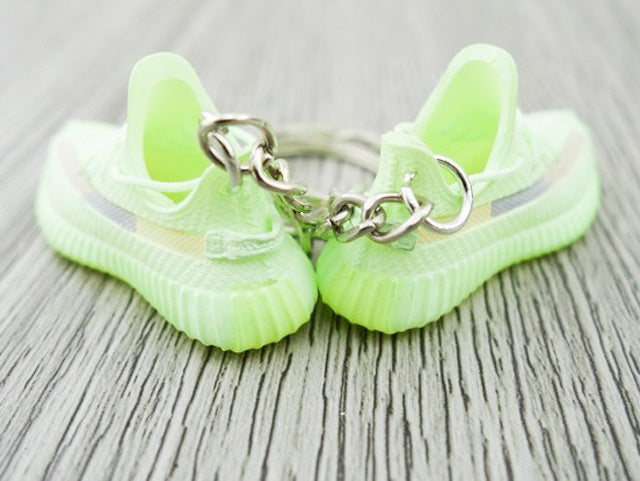 Mini Sneaker Keychains YZY V.2 - GLOW