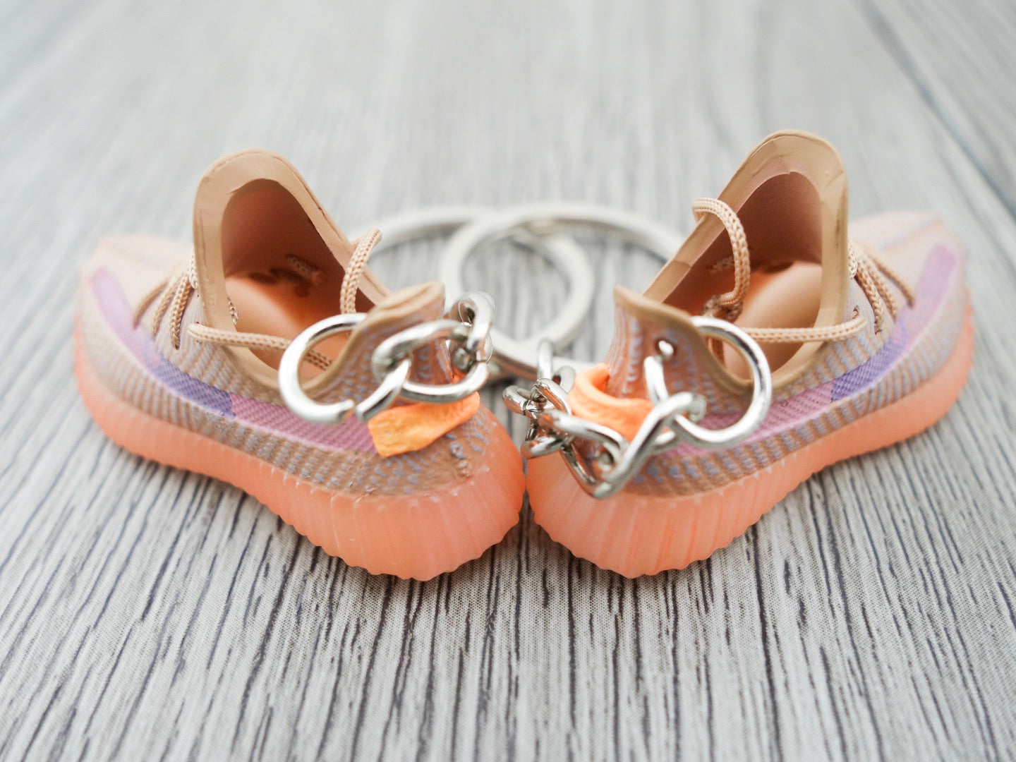 Mini Sneaker Keychains YZY - CLAY