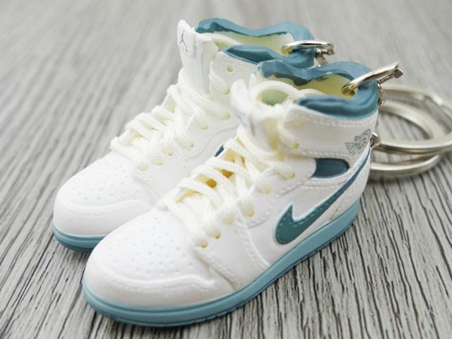 Mini sneaker keychain 3D Air Jordan 1 - White/ Deep Grey HQ