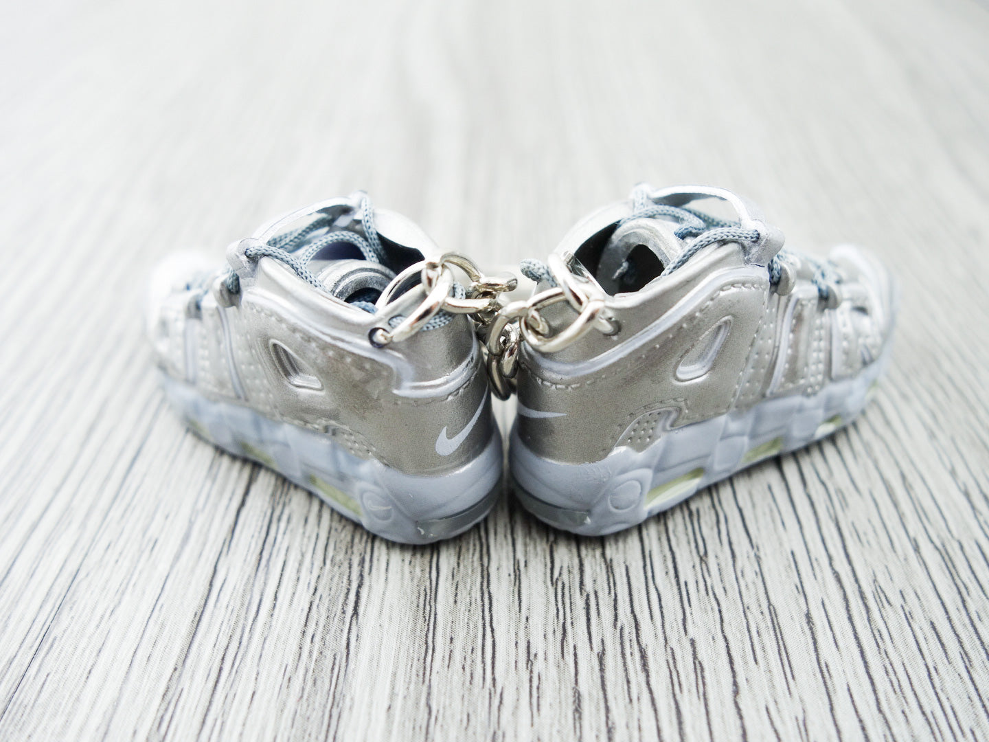 Mini 3D sneaker keychains Air Up Tempo - SILVER