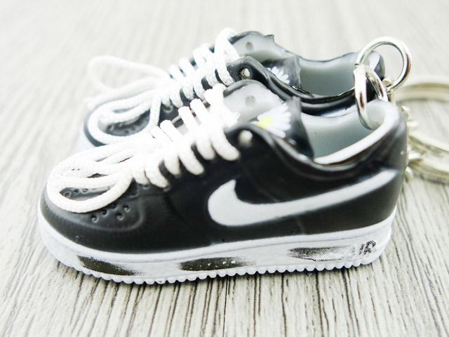 mini 3D sneaker keychains Air Force 1 x G-Dragon Black and white