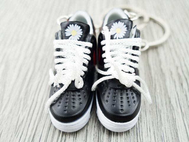 mini 3D sneaker keychains Air Force 1 x G-Dragon Black black and red