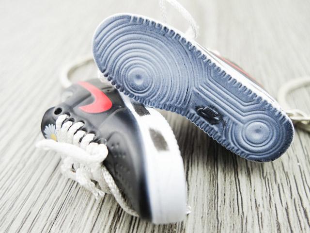 mini 3D sneaker keychains Air Force 1 x G-Dragon Black black and red