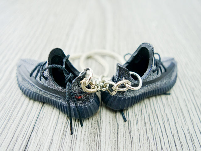 Mini Sneaker Keychains YZY - Static Black Reflective