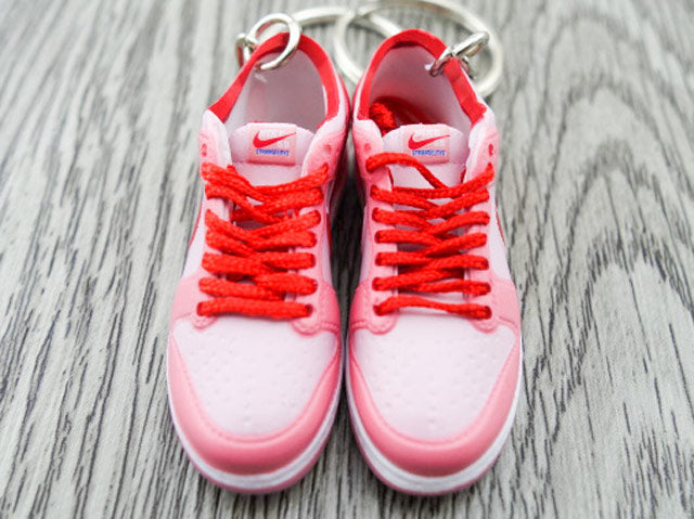 Mini sneaker keychain 3D Dunk - STRANGELOVE