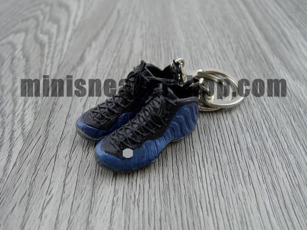mini sneaker keychains Foam (10 colorways) 5 cm