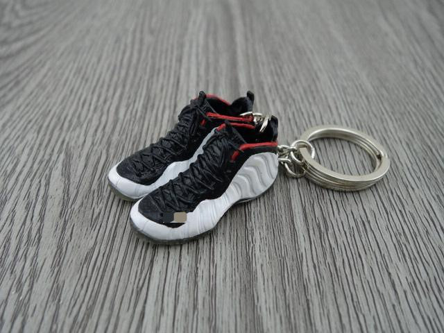 mini sneaker keychains Foam (10 colorways) 5 cm