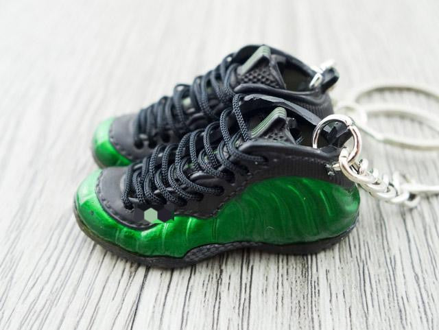 Mini sneaker keychain 3D Foam - Space Green