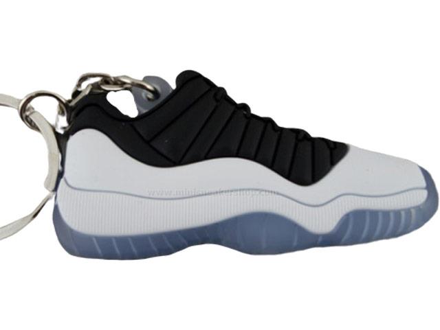 Flat Silicon Sneaker Keychain Jordan 11 low white/black-true red