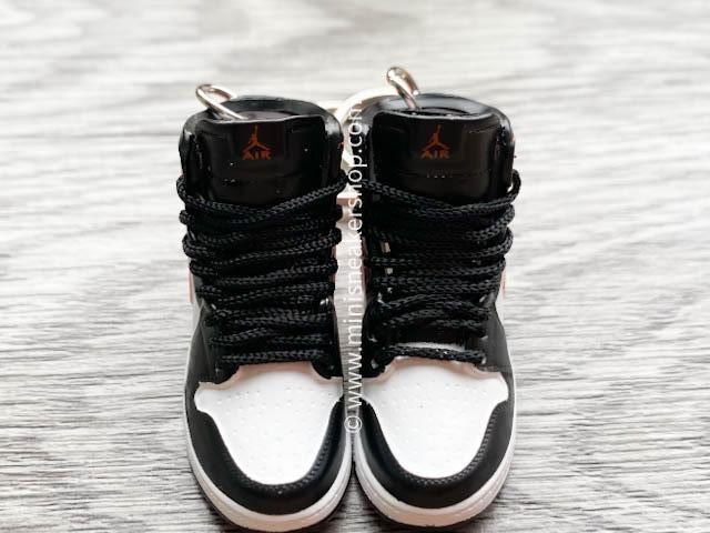 Mini sneaker keychain 3D Air Jordan 1 - Star Fish Orange