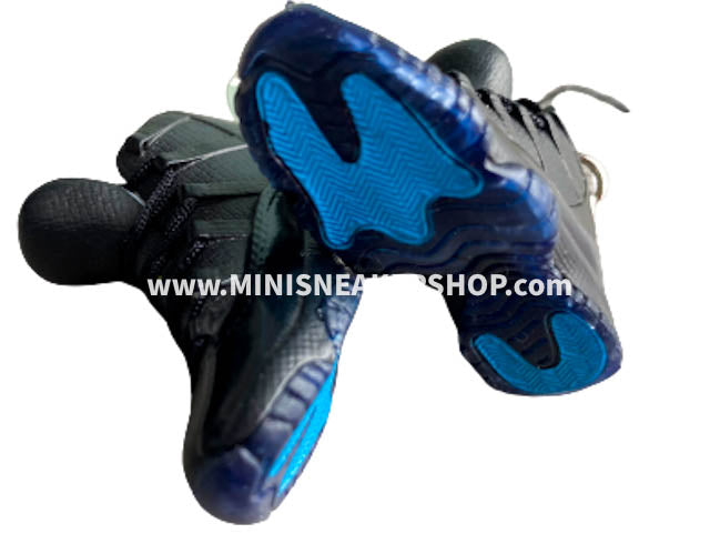 Mini 3D sneaker keychains AJ 11 Gamma Blue