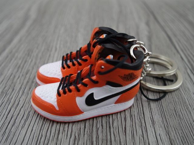 Mini sneaker keychain 3D Air Jordan 1 - Reverse Shattered Backboard HQ