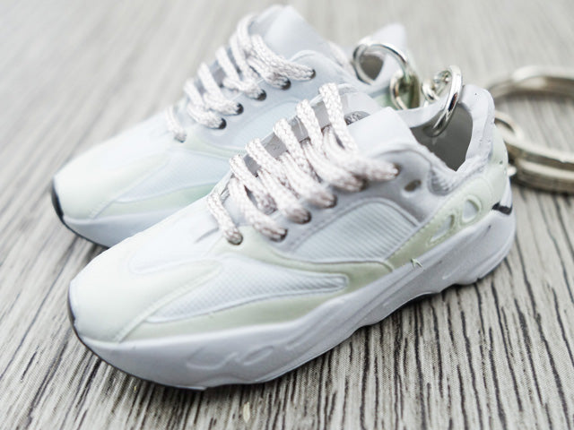 Mini Sneaker Keychains YZY 700 - SAND