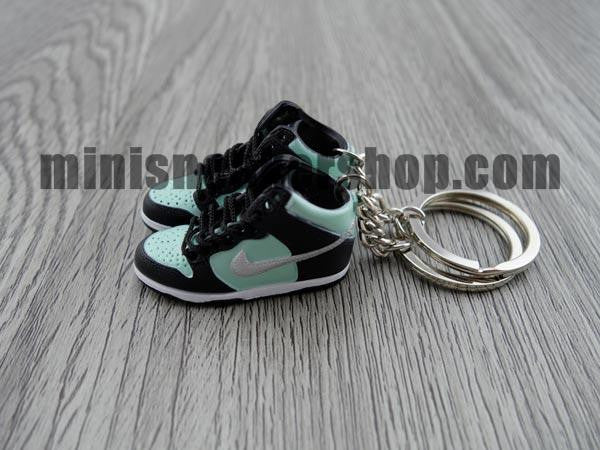 mini sneaker keychains Dunk High Diamond