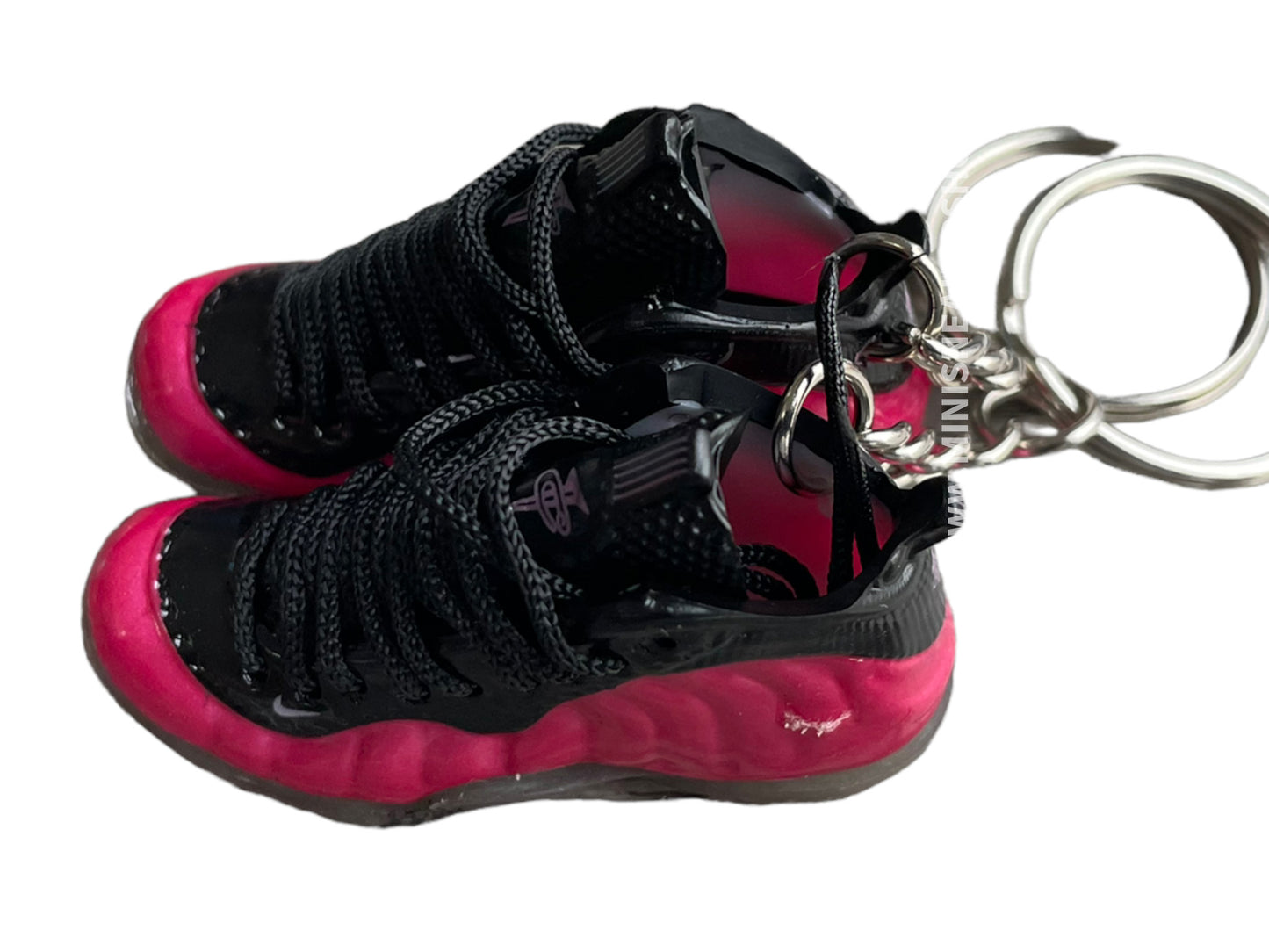 Mini sneaker keychain 3D Foamposite - Fushia Pink