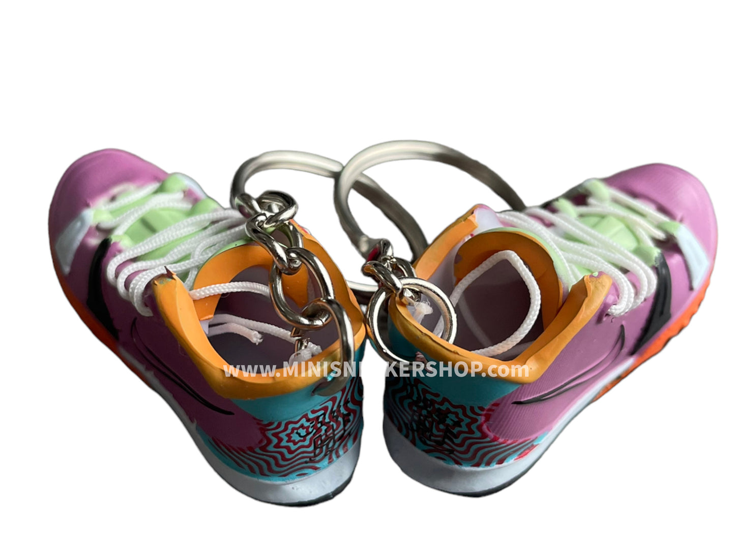 Mini sneaker keychain 3D Nike Kyrie multi