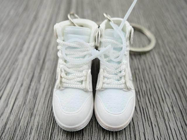 Mini sneaker keychain 3D AJ1 White X OW inspired