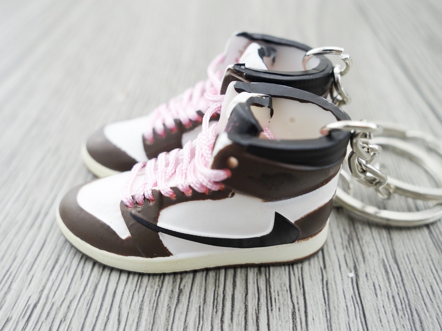 Mini sneaker keychain 3D Air Jordan 1 x Travis Scott - Cactus Jack