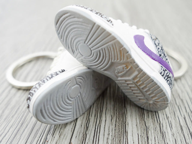 Mini sneaker keychain 3D Dunk Lo - Elephant print/ Purple