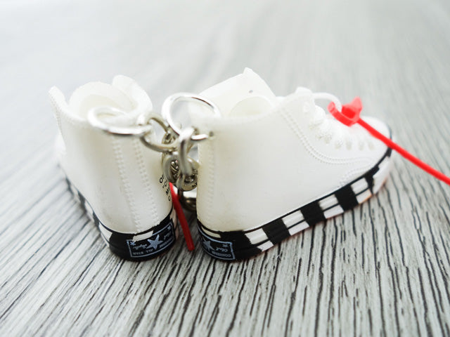 White on sale converse keychain