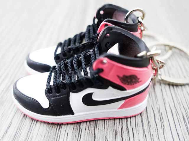 Mini sneaker keychain 3D Air Jordan 1 - Black/White/Pink