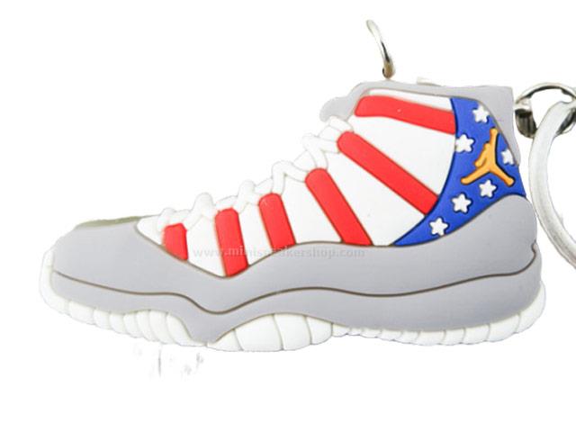 Flat Silicon Sneaker Keychain Jordan 11 - USA