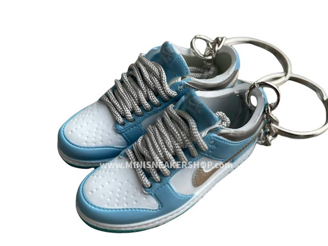 Mini sneaker keychains Dunk Low Sean Cliver