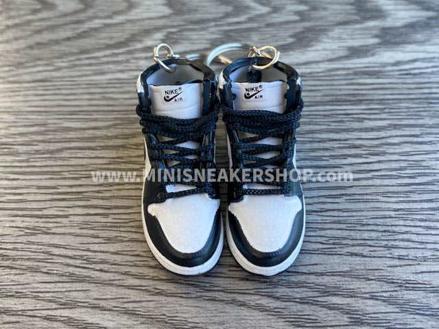 Mini sneaker keychain 3D Air Jordan 1 - Black White - PANDA