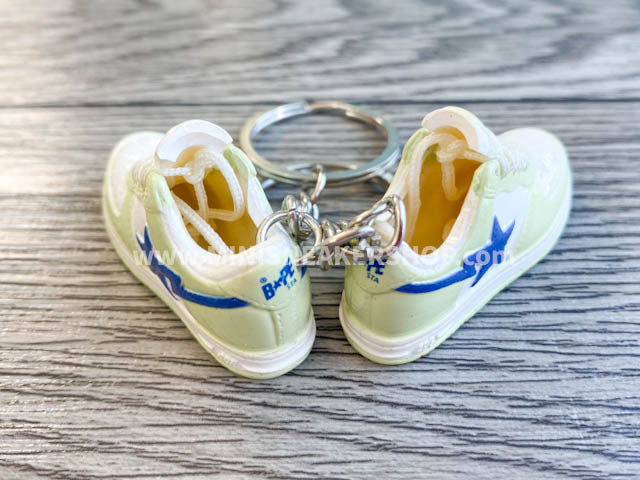 Mini 3D sneaker keychains BAPE - White Green Blue