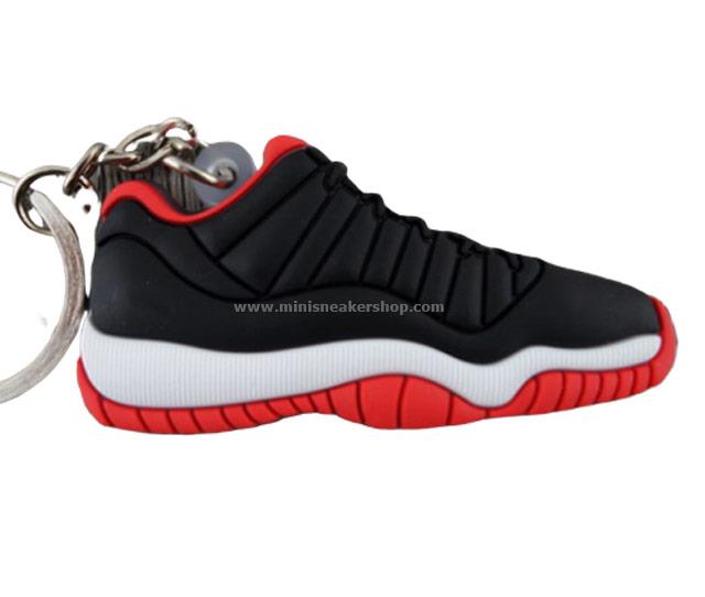 Flat Silicon Sneaker Keychain Jordan 11 low Bred