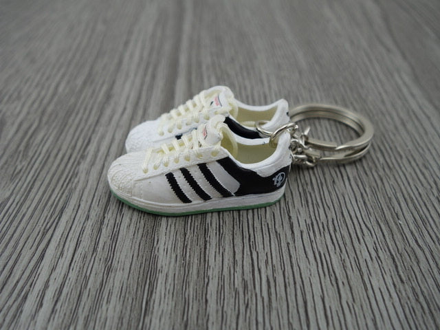 mini 3D sneaker keychains  Superstar OG Black White Green