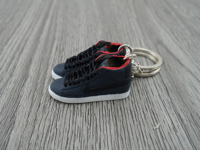 mini 3D sneaker keychains  Blazer - Black/Red