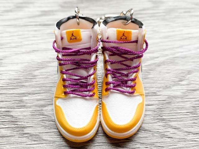 Mini sneaker keychain 3D AJ 1 - LAKERS