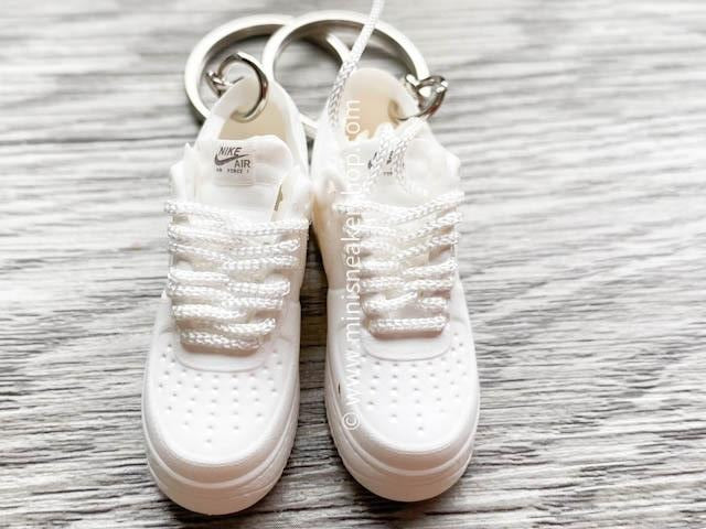 Mini 3D sneaker keychains Air Force 1 x SUP White