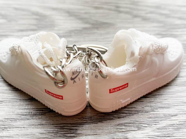 Mini 3D sneaker keychains Air Force 1 x SUP White