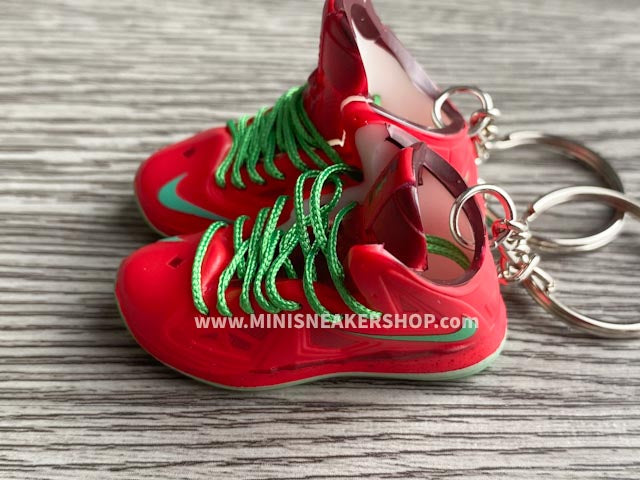 Mini sneaker keychain 3D Nike Lebron James Red christmas