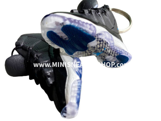 Mini 3D sneaker keychains AJ 11 SJ