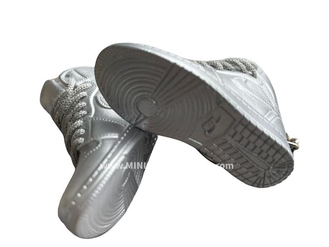 Mini sneaker keychain 3D Air Jordan 1 - SILVER