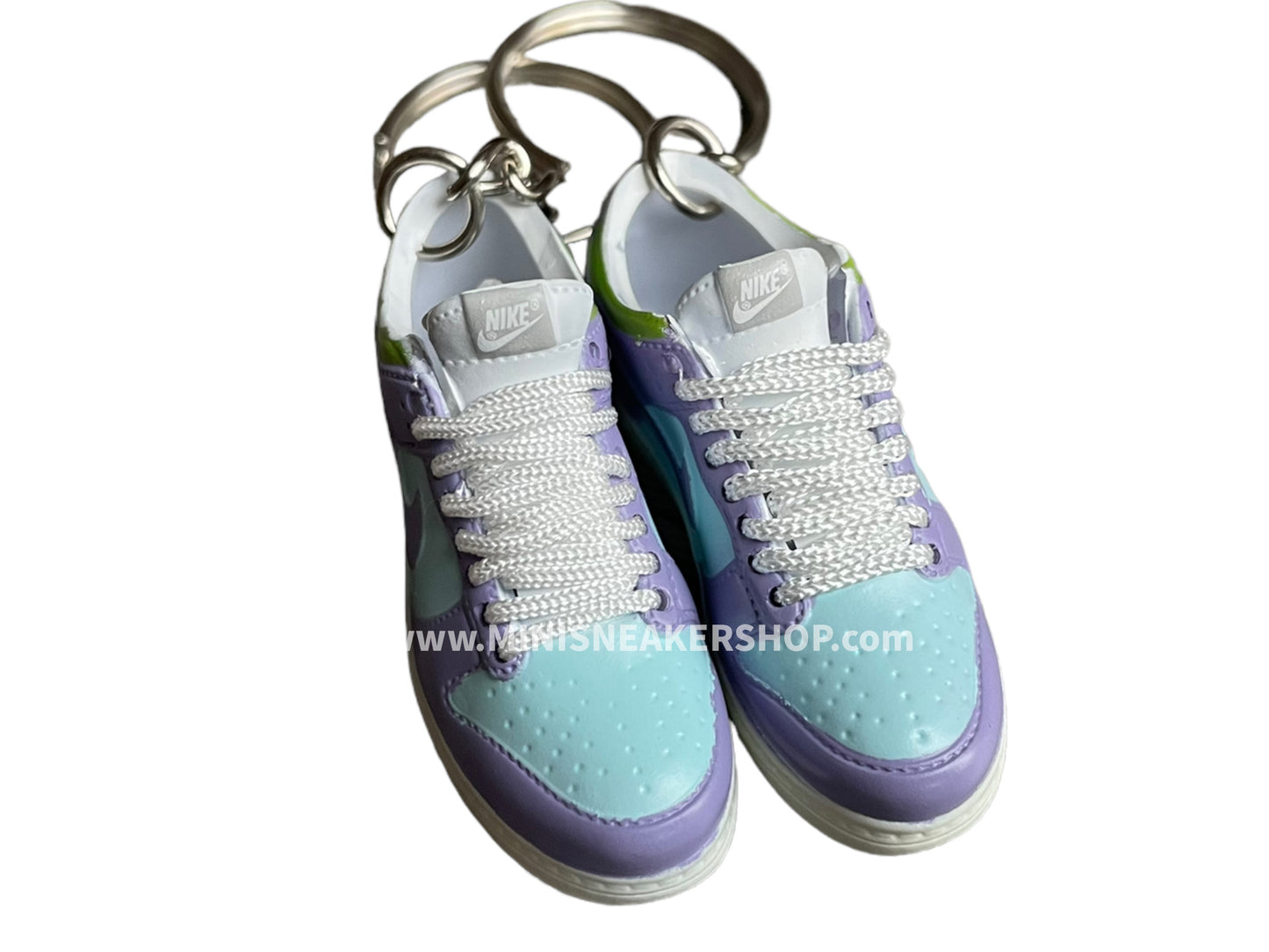Mini sneaker keychain 3D Dunk - To the rescue