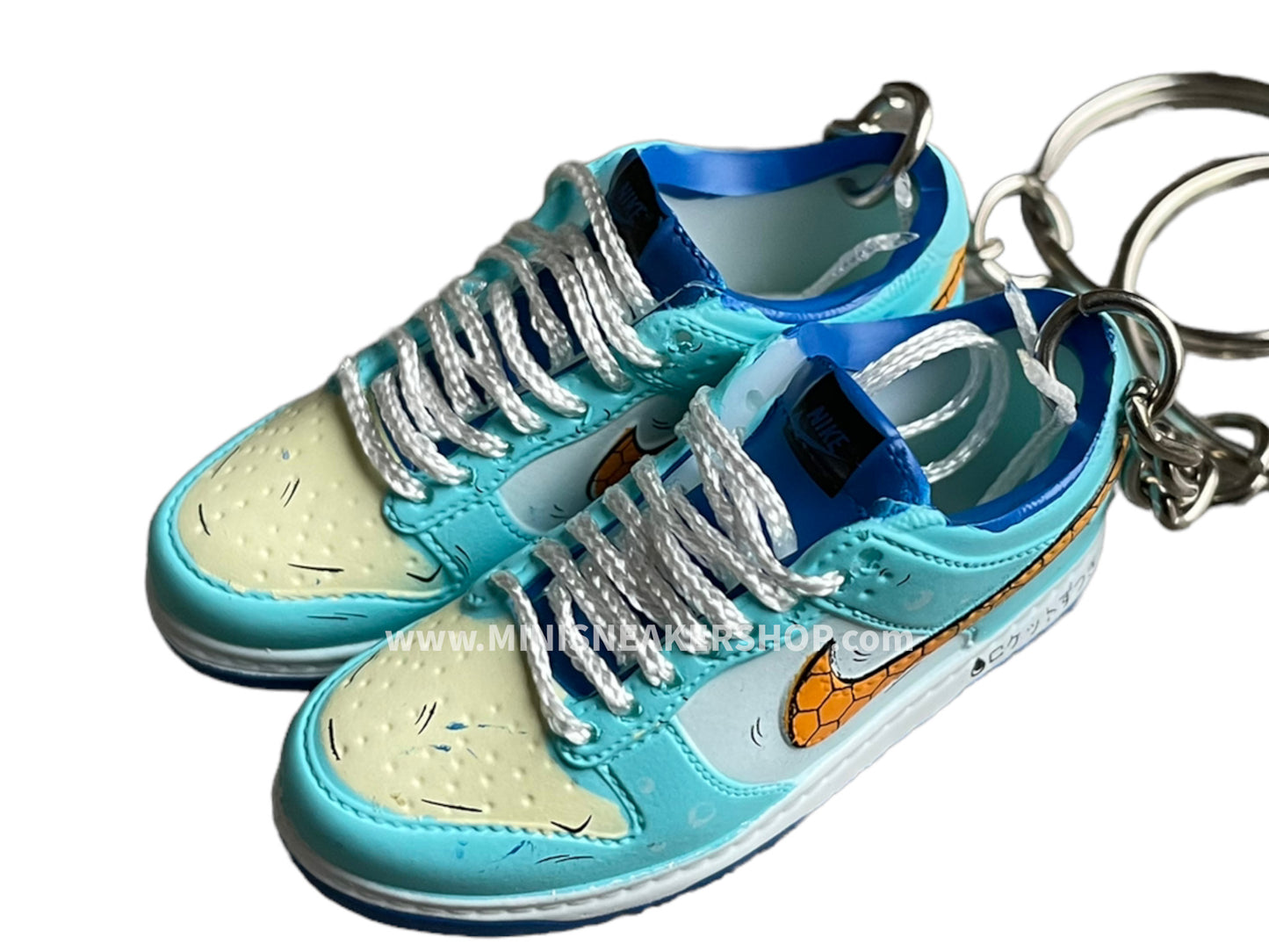 Mini sneaker keychain 3D Dunk - To the rescue