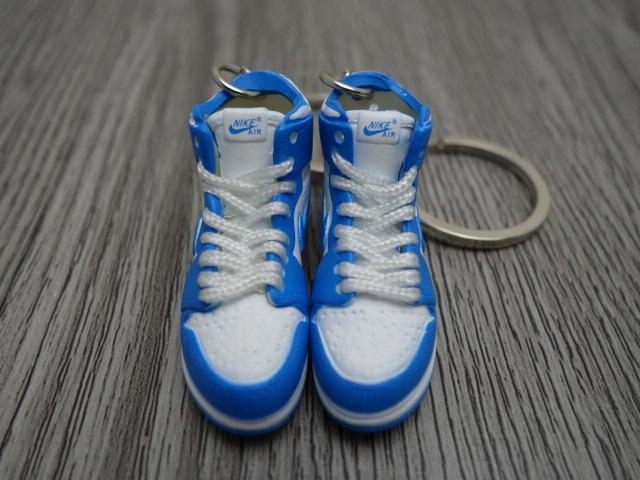 Mini sneaker keychain 3D Air Jordan 1 - New North Carolina