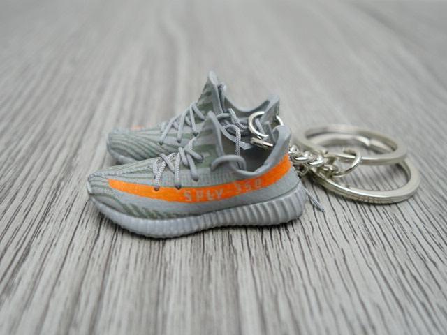 Mini Sneaker Keychains YZY - BELUGA