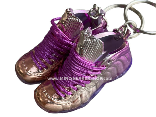 Mini sneaker keychain 3D Foamposite - Metallic Pink