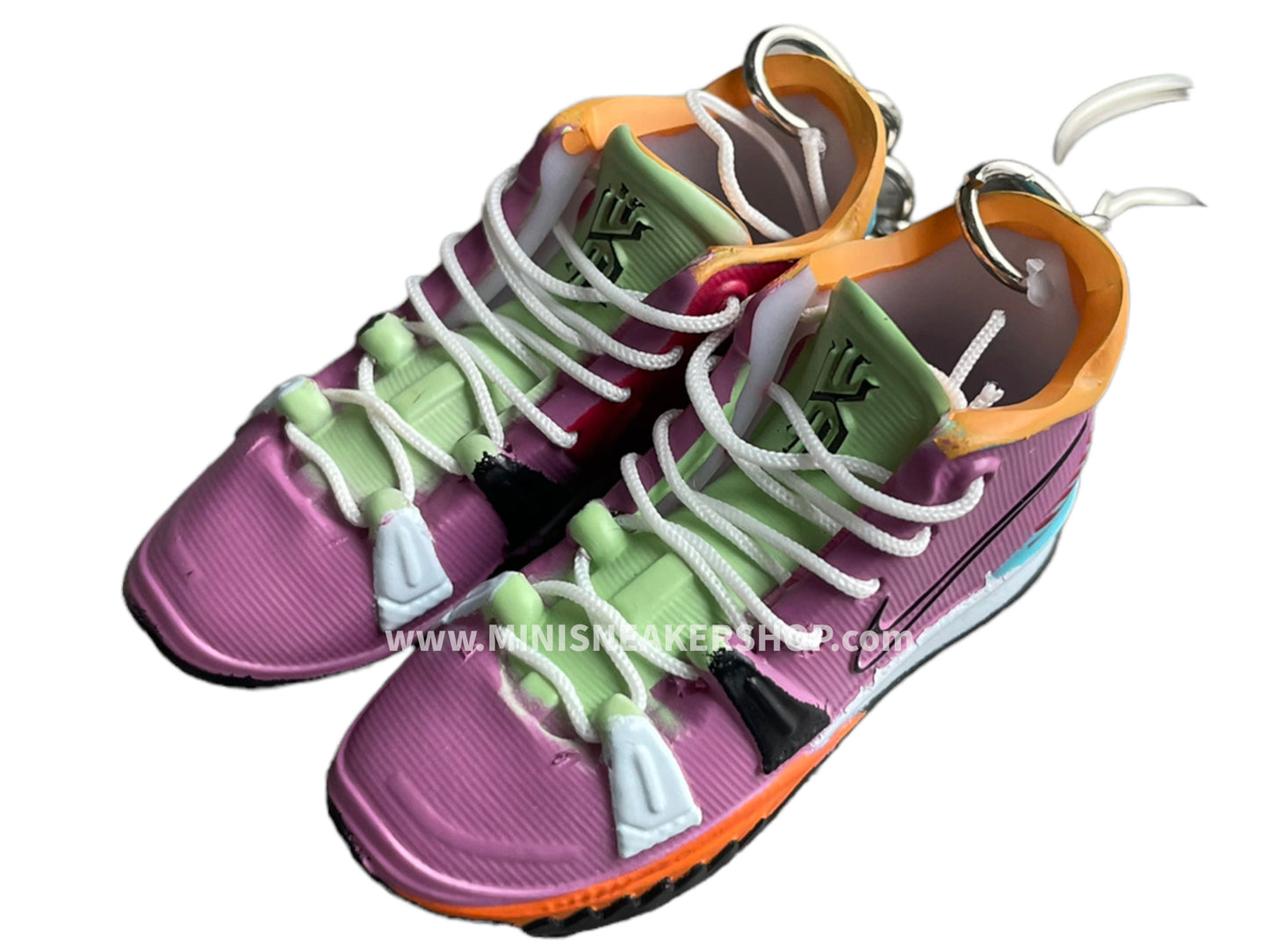 Mini sneaker keychain 3D Nike Kyrie multi