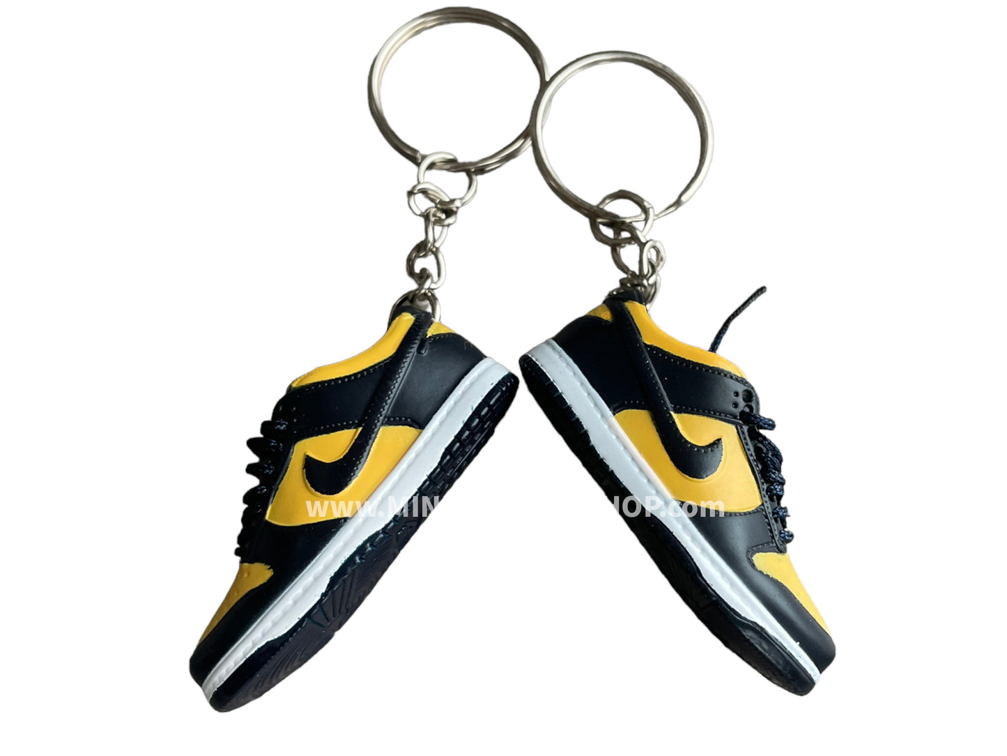 Mini sneaker keychain 3D Dunk - Black and Yellow